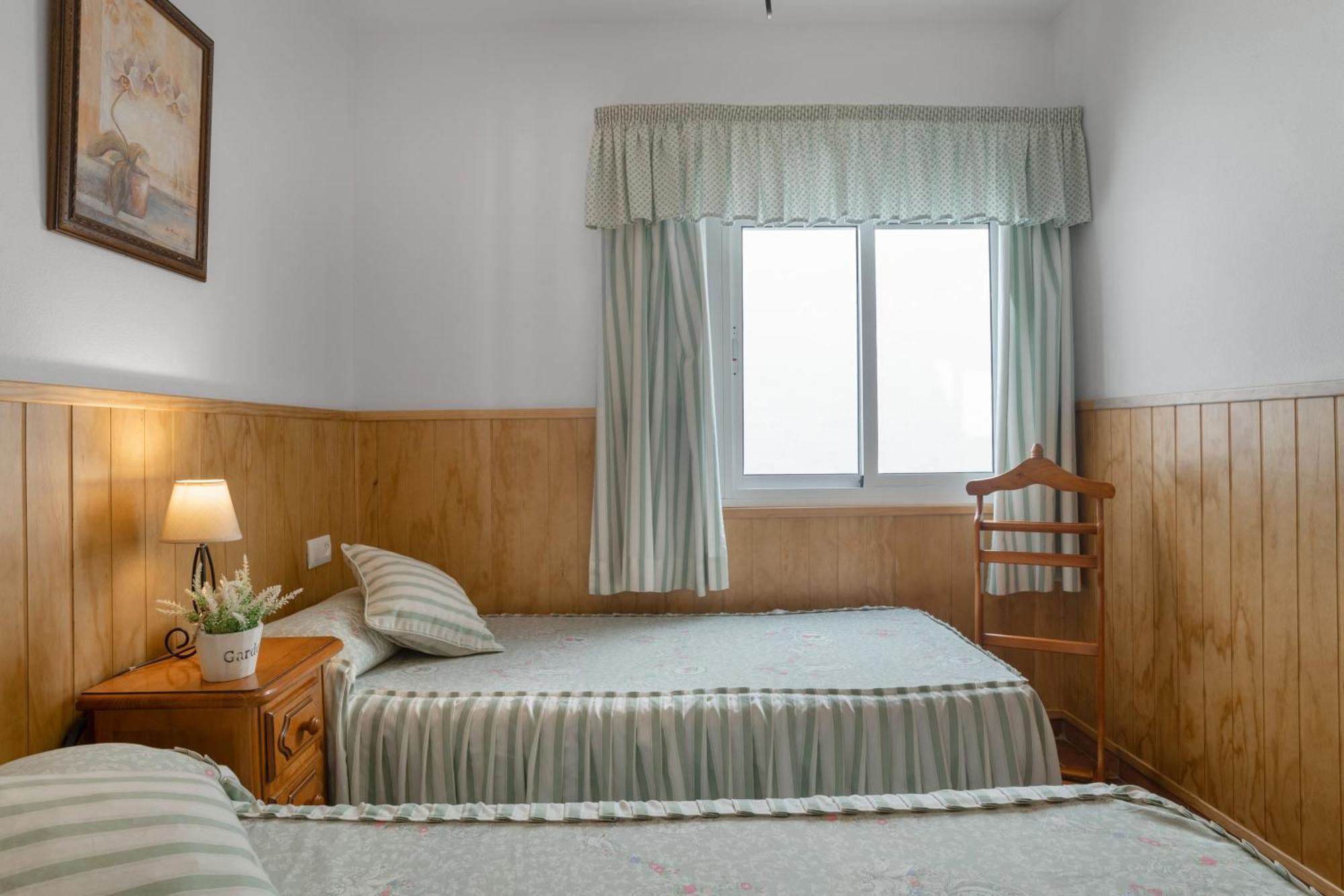 Apartamento Rocio - Solo Familias Conil De La Frontera Εξωτερικό φωτογραφία