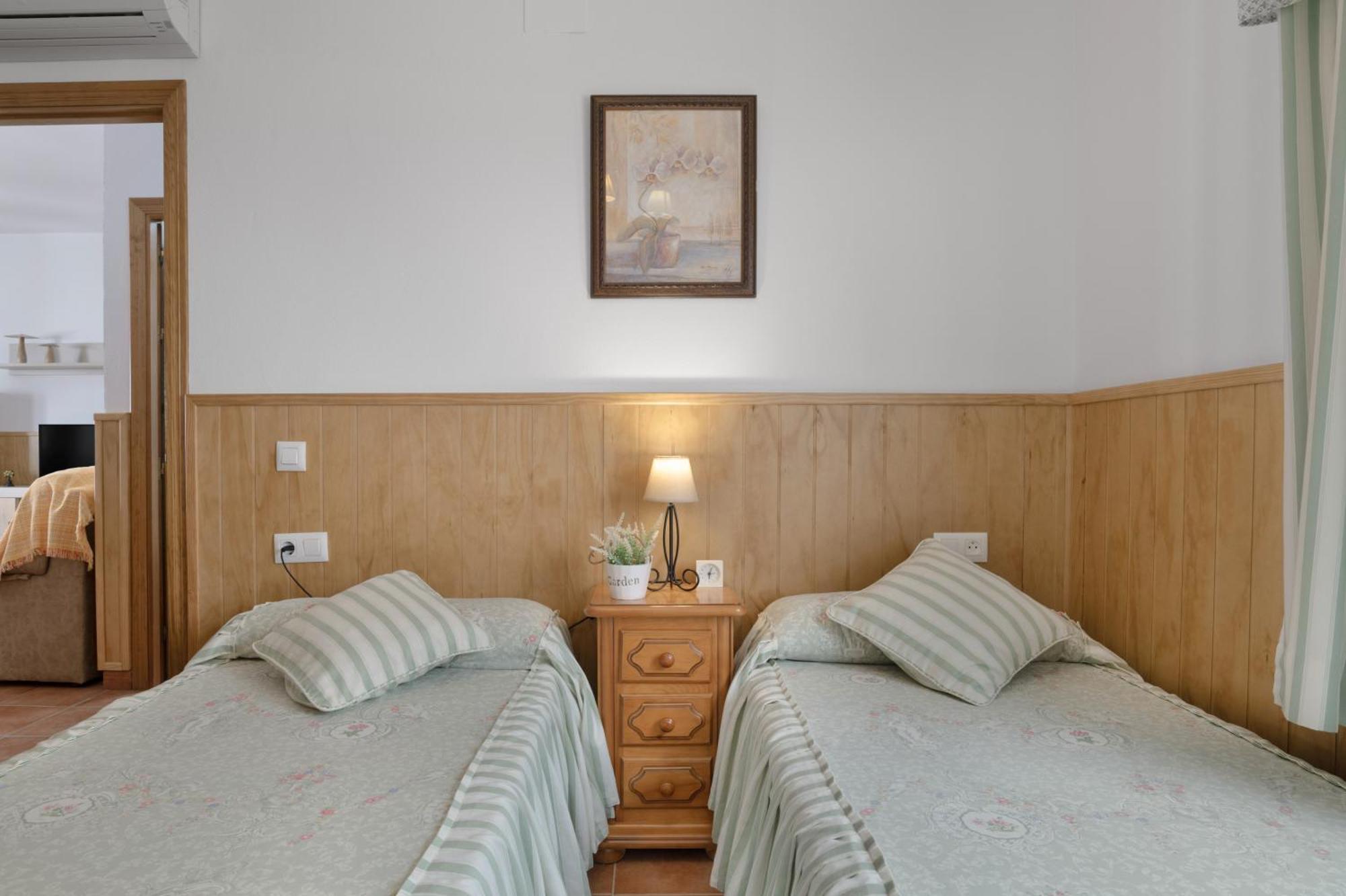 Apartamento Rocio - Solo Familias Conil De La Frontera Εξωτερικό φωτογραφία